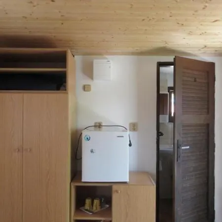 Kamp alanı Bungalovy Zvikov